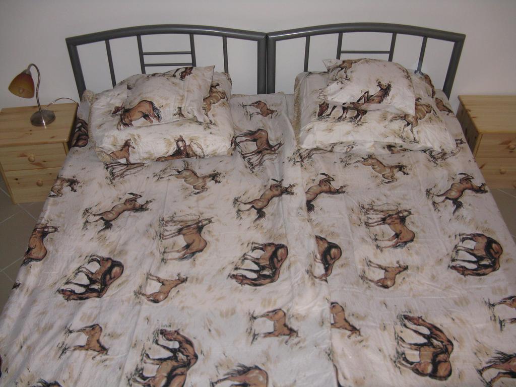 Karpati Motel Budapeşte Dış mekan fotoğraf