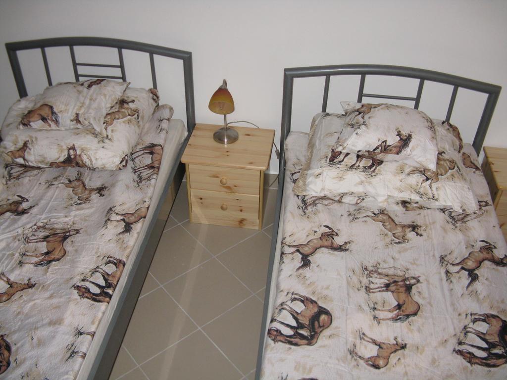 Karpati Motel Budapeşte Oda fotoğraf